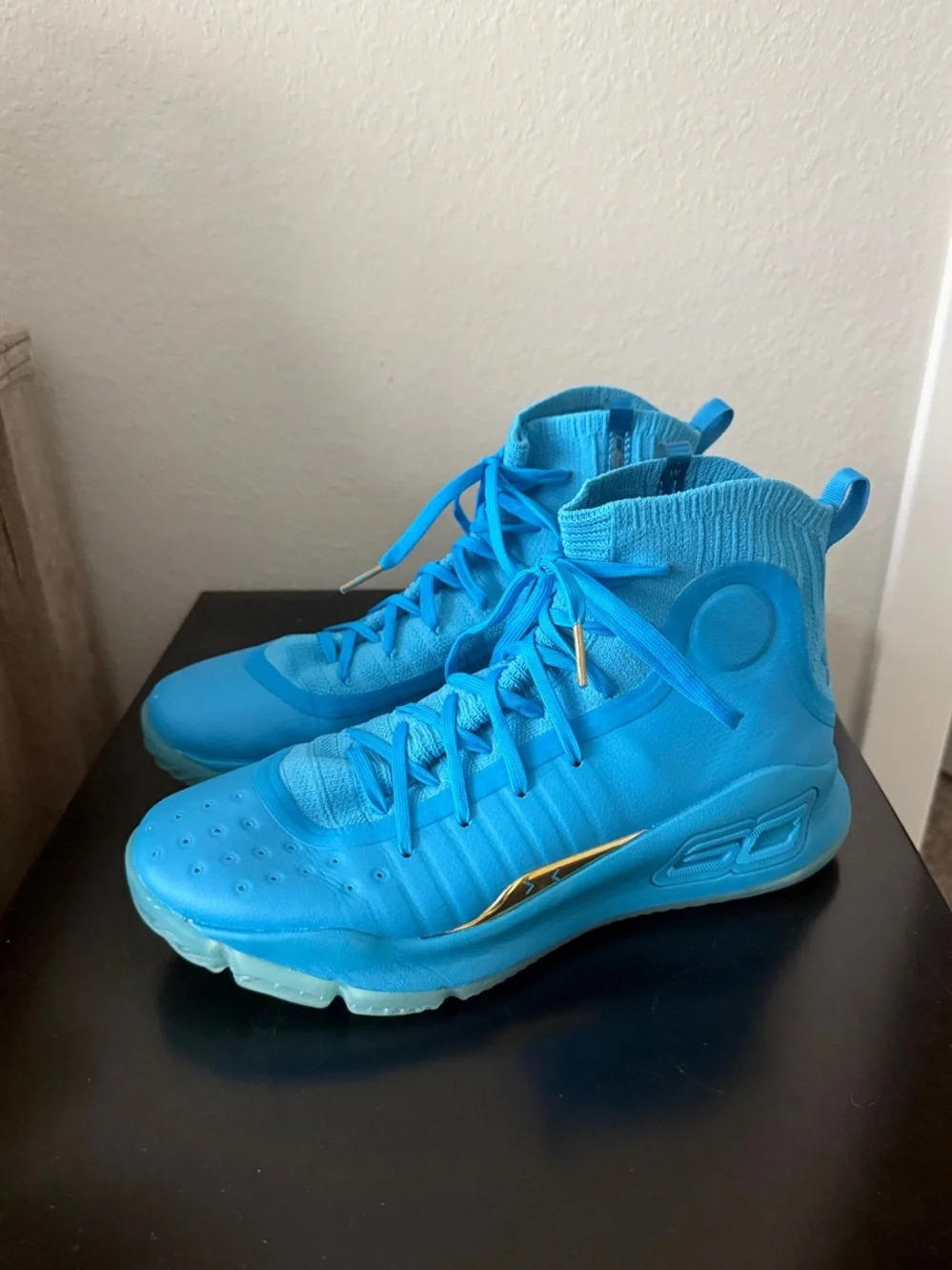 Under Armour Curry 4 Retro “Flooded”